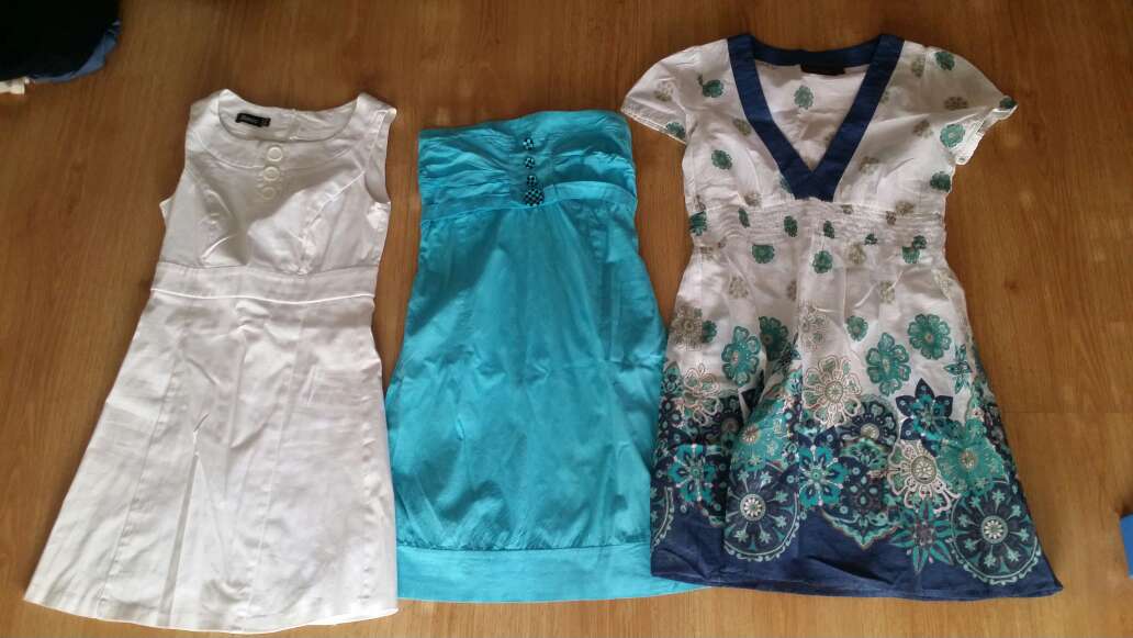 REGALO Lote de 3 vestidos talla S