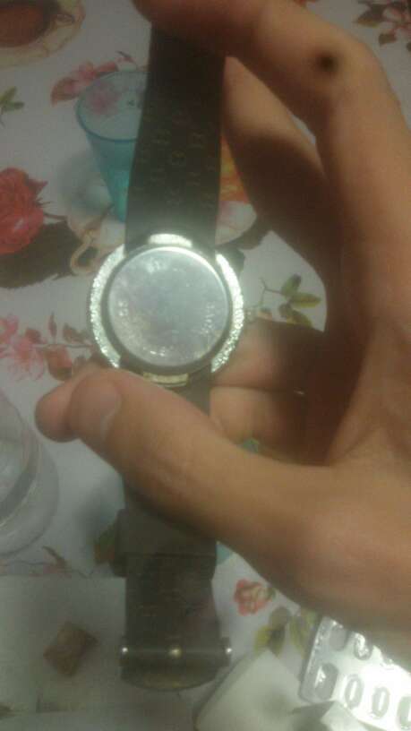 REGALO reloj nuevo  2