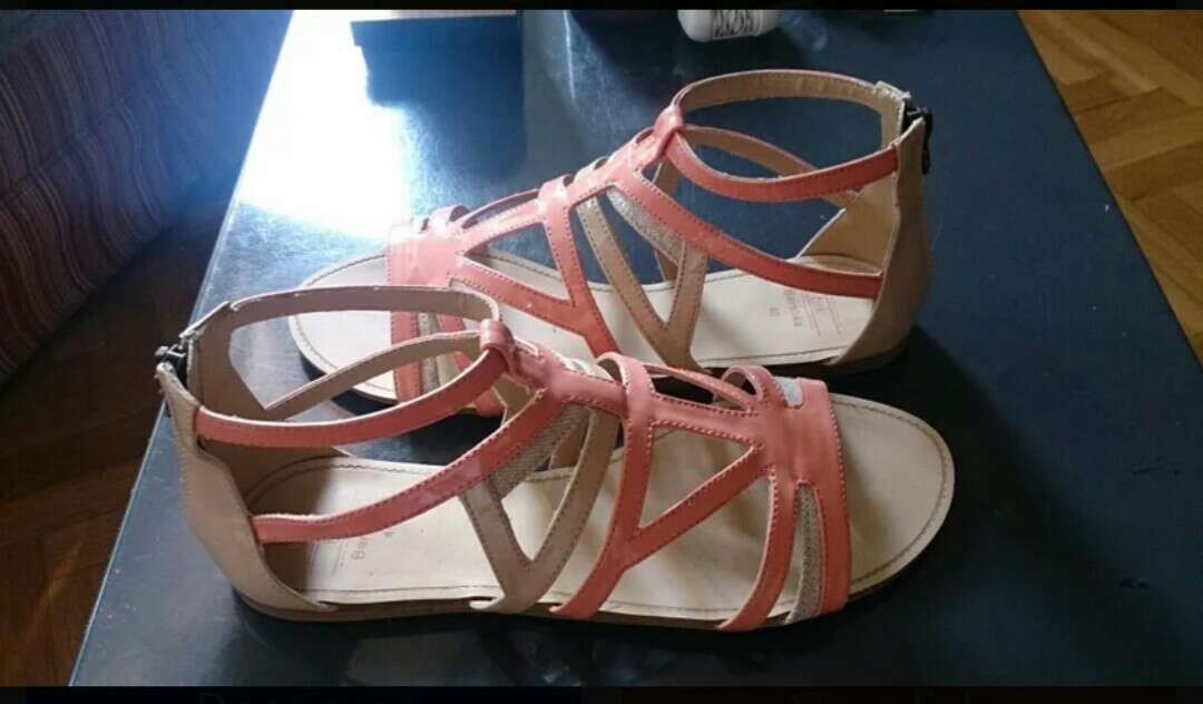 REGALO sandalias talla 40 