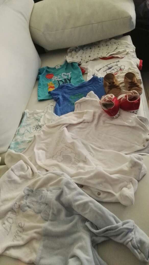 REGALO prendas.de bebe nio 3-meses aprox