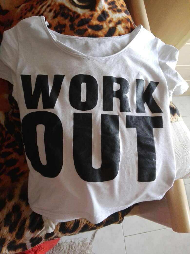 REGALO Camiseta work out gym REGALO Camiseta work out gym
