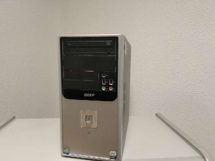 REGALO Caja de ordenador 2