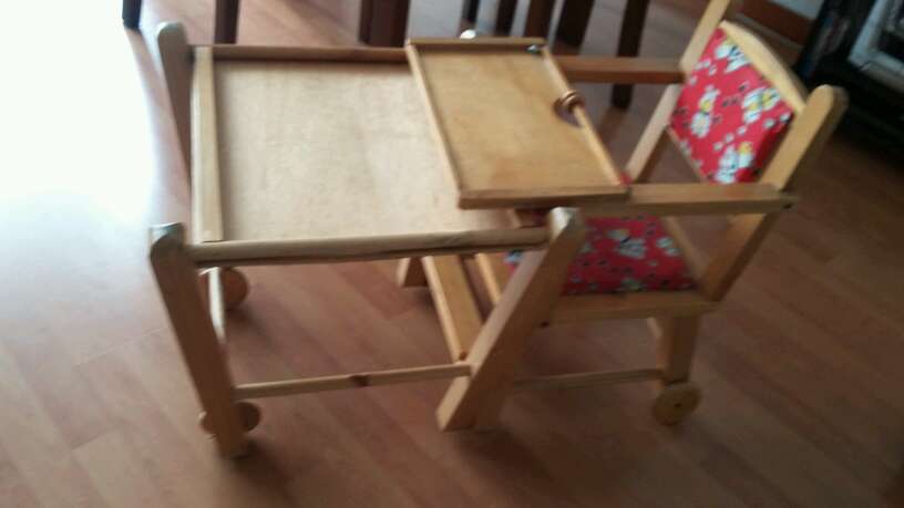REGALO Doy mesita silla para bebe en madera 2