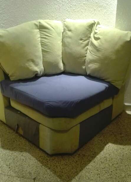 REGALO Sofa de una plaza REGALO Sofa de una plaza