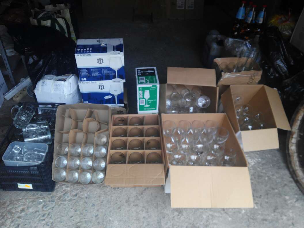 REGALO vasos ,copas , jarras un poco de todo 2