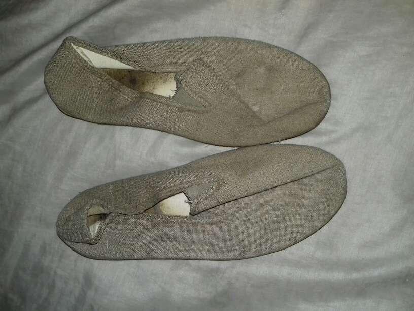 REGALO zapatillas como de esparto.n.42 REGALO zapatillas como de esparto.n.42