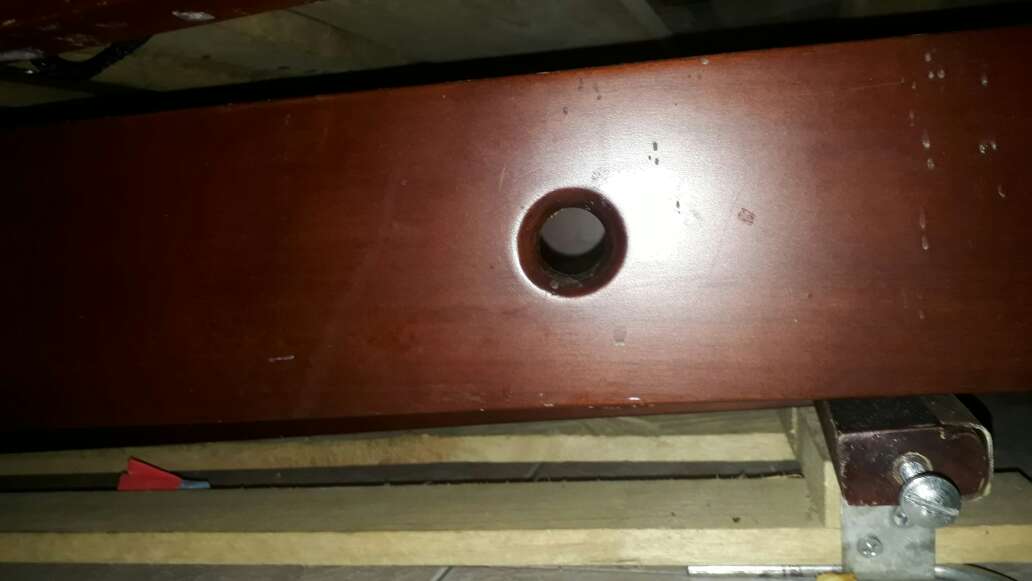 REGALO cuna dos cajones con una grieta en un paral REGALO cuna dos cajones con una grieta en un paral