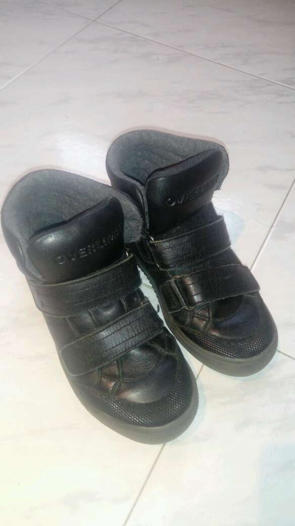 REGALO Zapatos otoño-invierno variados 34 REGALO Zapatos otoño-invierno variados 34