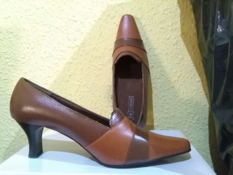 REGALO zapatos marrones mujer 38 REGALO zapatos marrones mujer 38