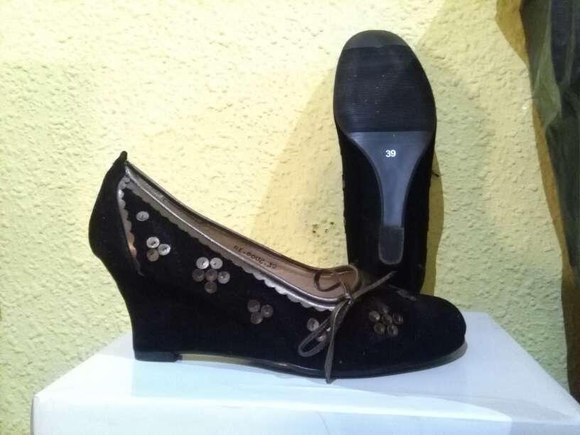 REGALO zapatos negros mujer 39 REGALO zapatos negros mujer 39