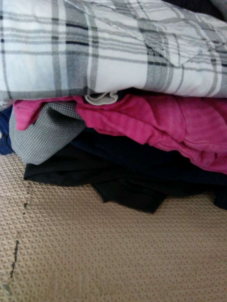 REGALO ropa de chico talla M 2