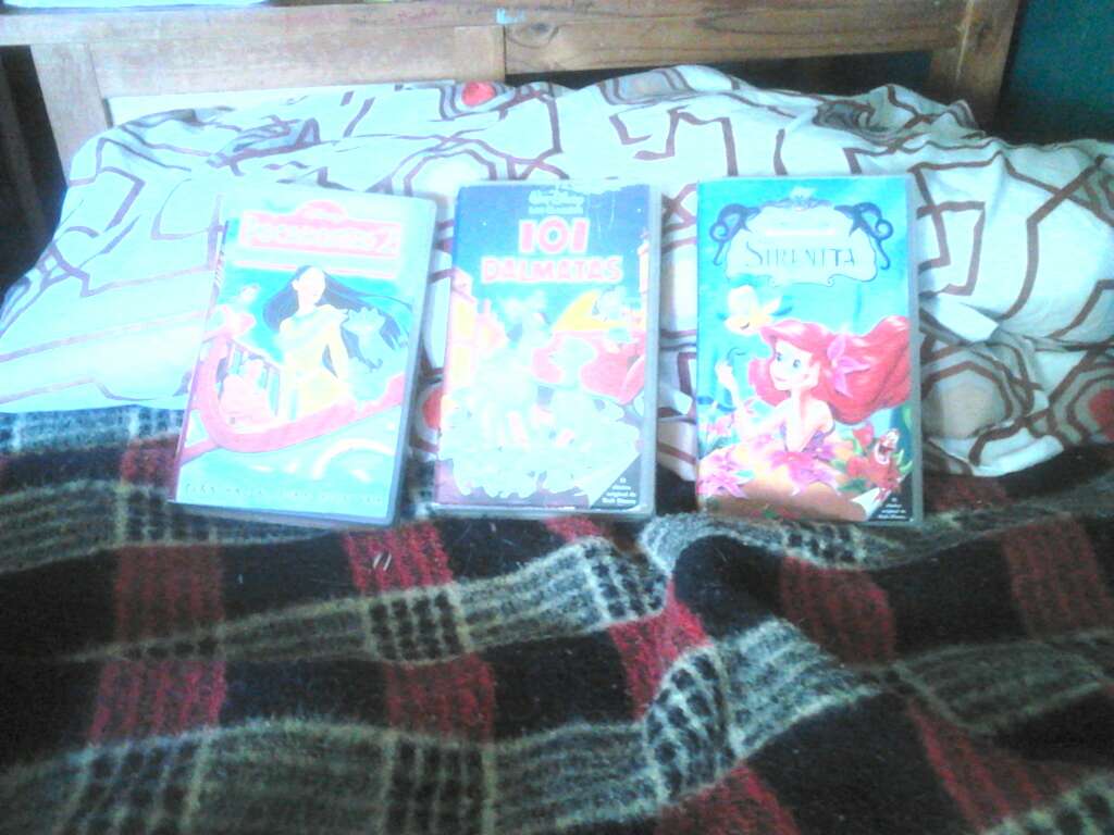REGALO 3 cintas de pelis Disney