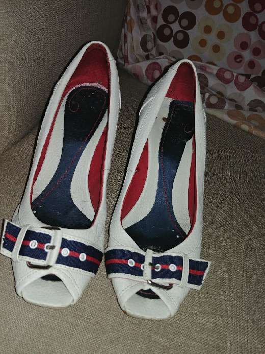 REGALO cuas usadas 38/39