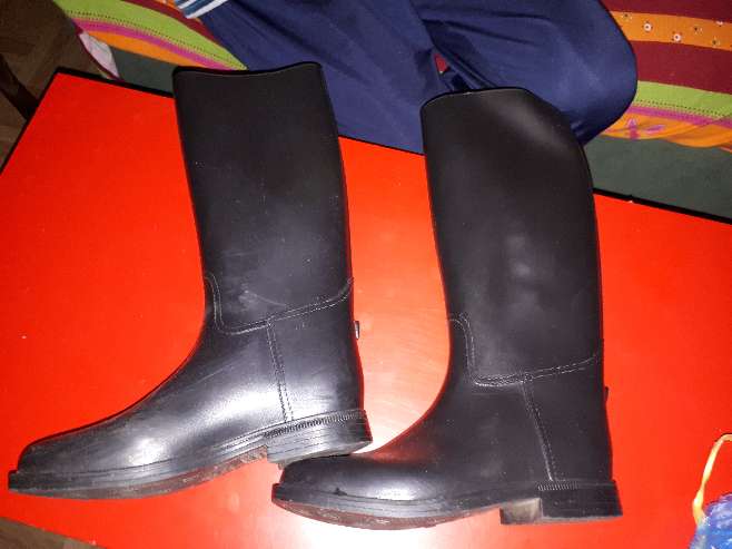 REGALO botas y playeras REGALO botas y playeras