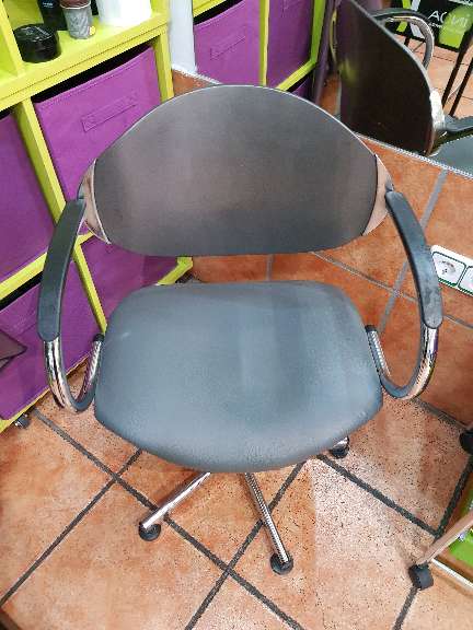 REGALO sillas de peluquera  2