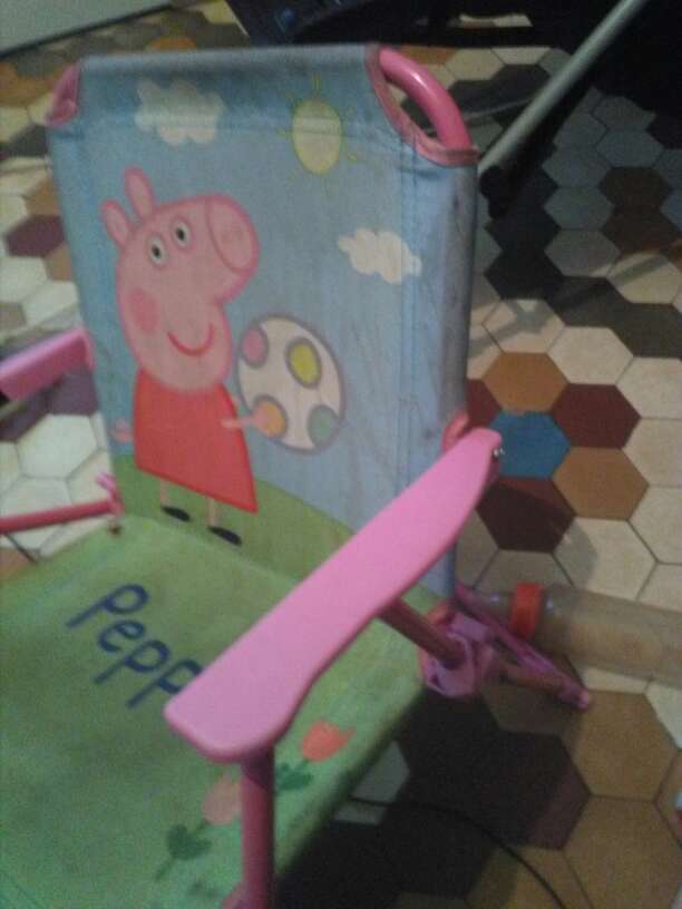 REGALO silla pepa pij REGALO silla pepa pij