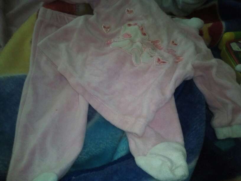 REGALO ropa bebe nia 4