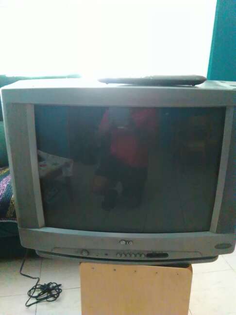 REGALO TV 25'. y. TV 28' REGALO TV 25'. y. TV 28'