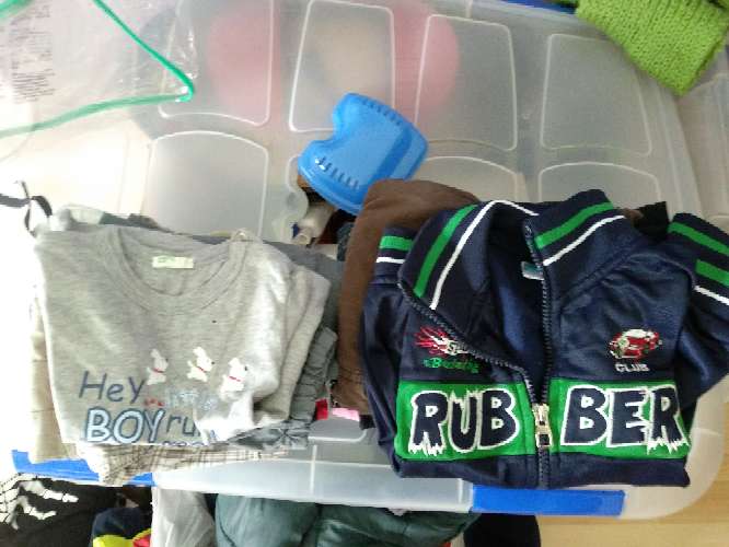 REGALO Ropa niño 6-9 meses y 2-3 años REGALO Ropa niño 6-9 meses y 2-3 años