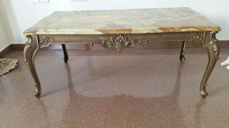 REGALO Mesa de salón REGALO Mesa de salón