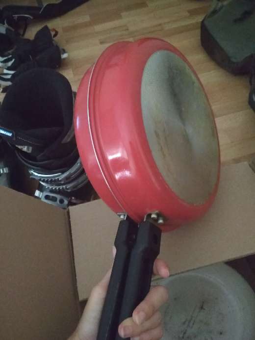 REGALO perchero, jamonero, pasapurs, sarten tortillas, regadera. indivisible 3