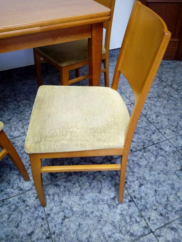 REGALO mesa y 4 sillas REGALO mesa y 4 sillas