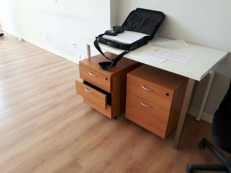 REGALO Mesa oficina y una cajonera REGALO Mesa oficina y una cajonera