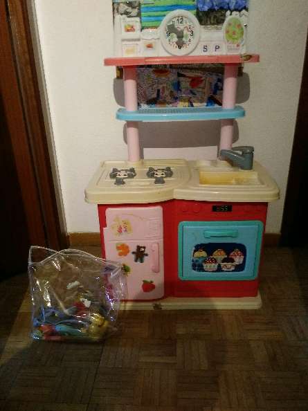 REGALO Cocina de juguete REGALO Cocina de juguete