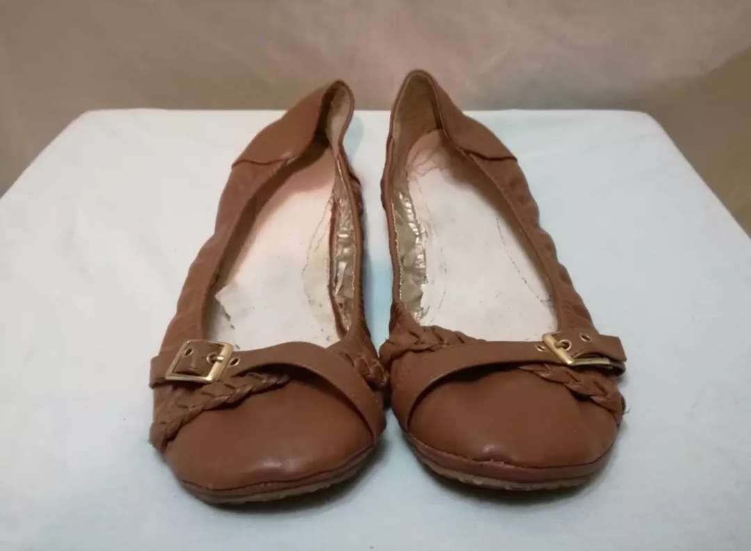 REGALO zapatos mujer plano y cua