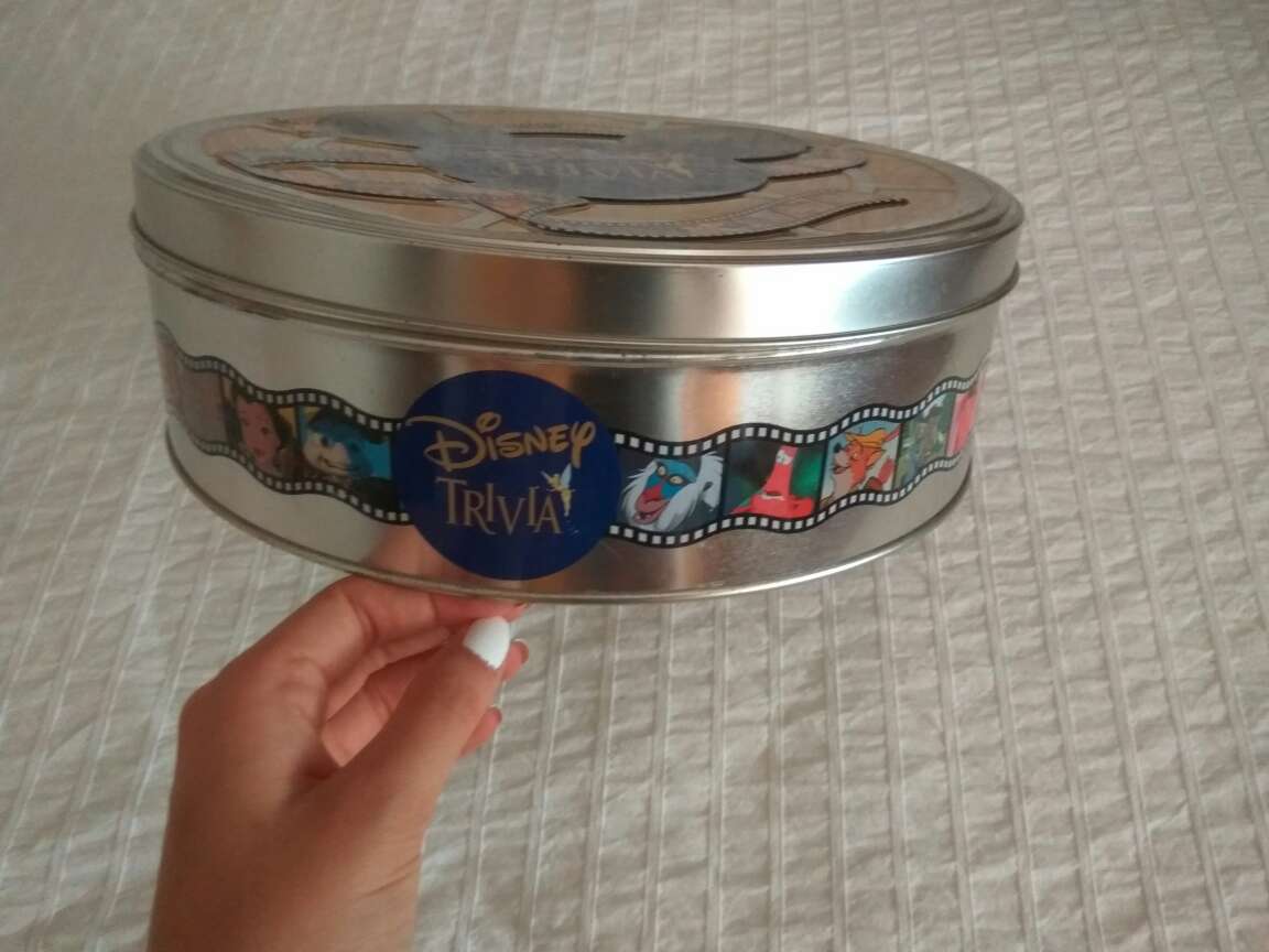 REGALO Caja metlica de Disney + caja metlica 3