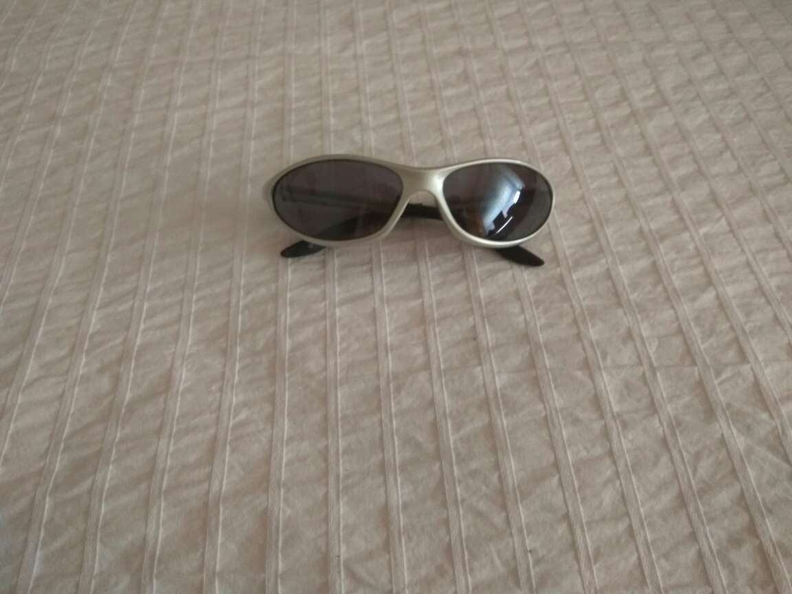 REGALO Gafas de sol