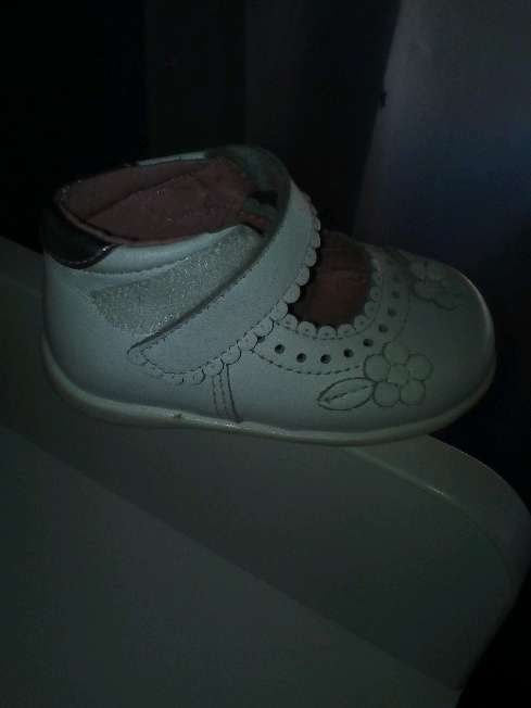 REGALO zapatos Velcro nmero 19 sandalias nmero 18 2