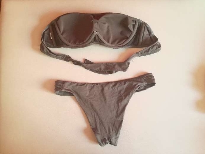 REGALO Bikini verde  2