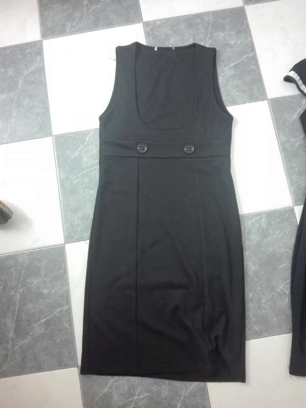 REGALO vestido negro