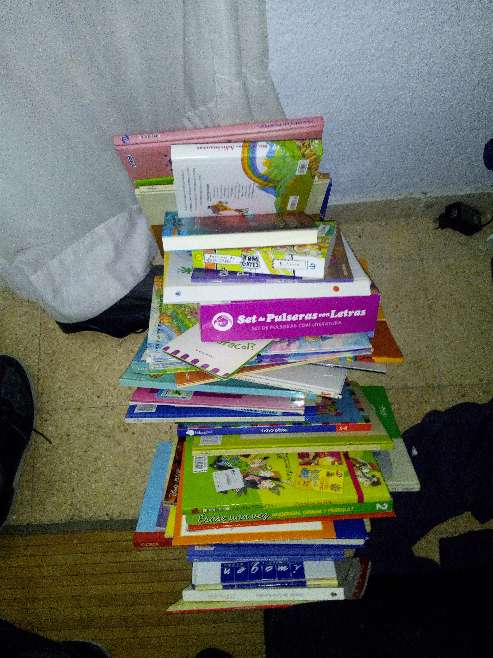 REGALO Biblioteca libros infantiles. ONGs/Asociaciones 1