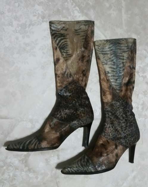 REGALO seis pares botas y botines chica talla 37/38. 2