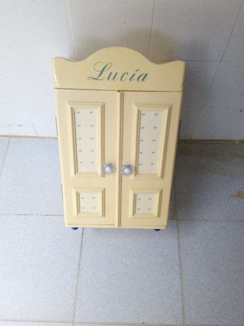 REGALO Armario ropero muñecas REGALO Armario ropero muñecas
