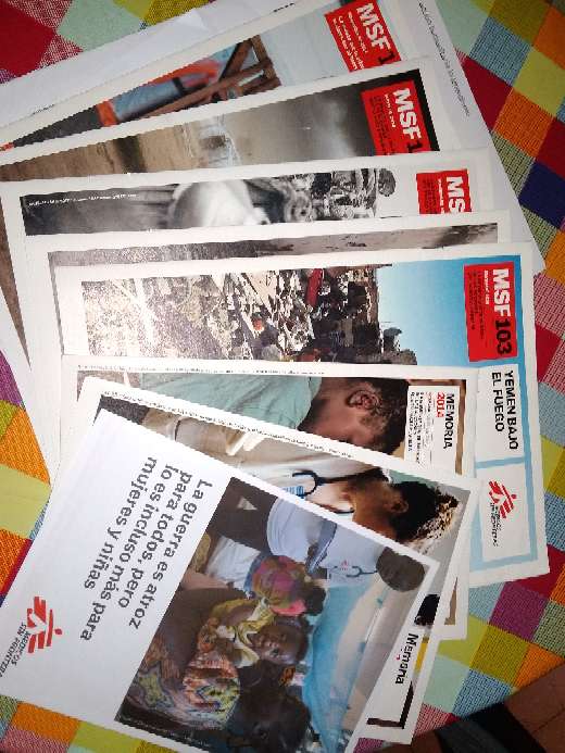 REGALO Revistas Médicos Sin Fronteras REGALO Revistas Médicos Sin Fronteras