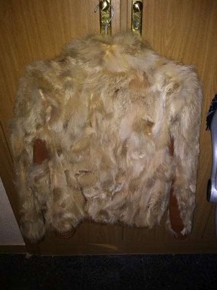 REGALO Chaqueta pelo talla M-L 2