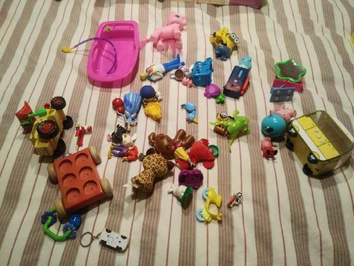 REGALO Juguetes pequeos variados