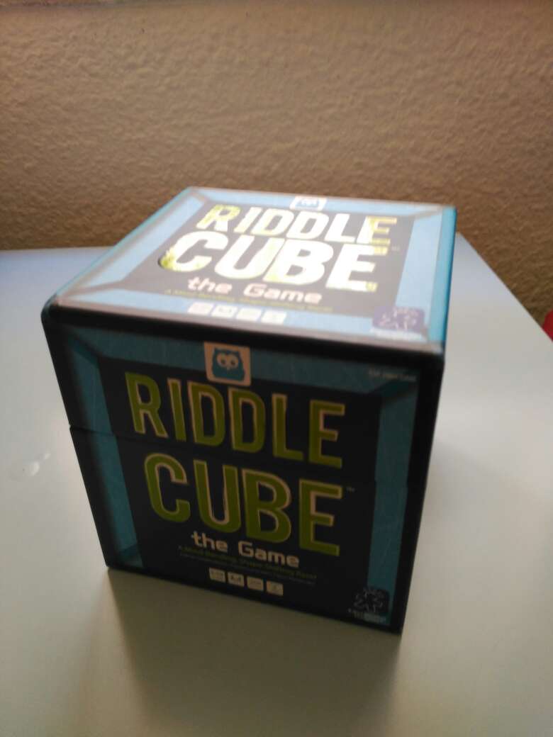 REGALO Juego Riddle Cube - REGALO Juego Riddle Cube -