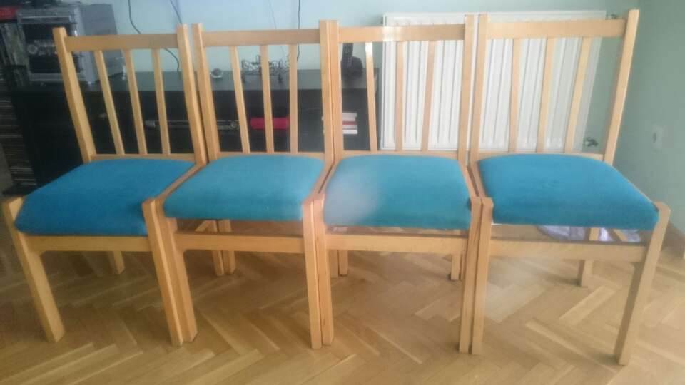 REGALO 4 sillas de madera  3