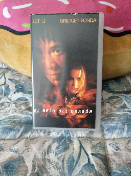 REGALO VHS el beso del dragon REGALO VHS el beso del dragon