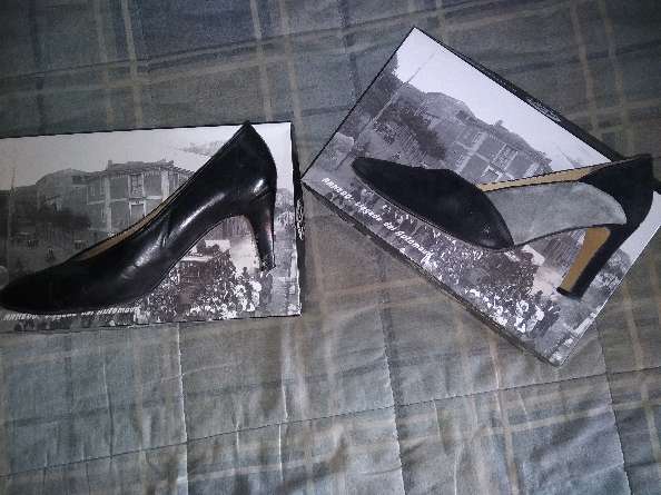 REGALO Zapatos tacon 38 2