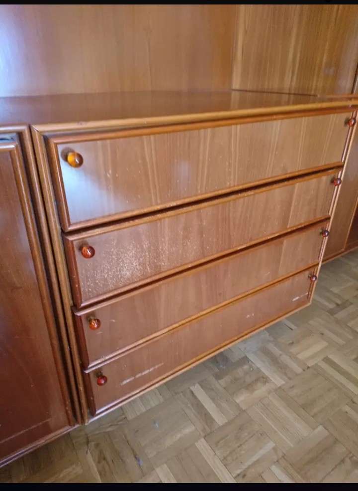 REGALO Mural saln  3