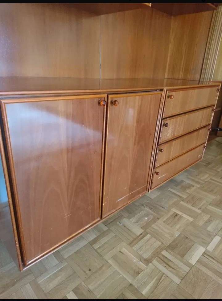 REGALO Mural saln  4