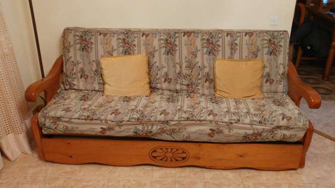 REGALO sofa 1