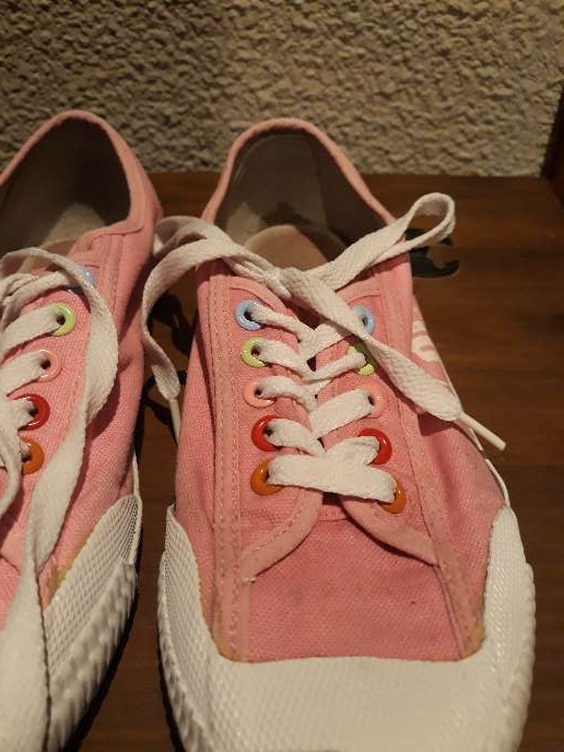 REGALO Zapatillas Mustang 38 RESERVADA  2