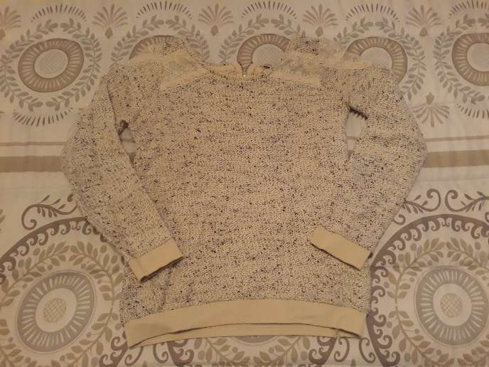 REGALO Jersey Bershka talla S REGALO Jersey Bershka talla S