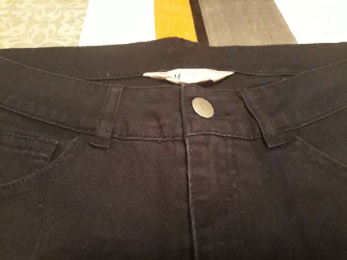 REGALO Short negro HyM talla 14 aos  2